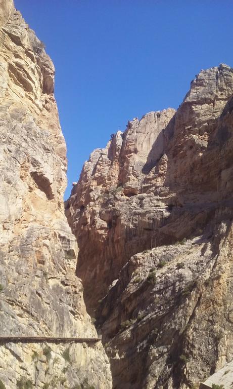 Hostal Caminito Del Rey Alora Bagian luar foto