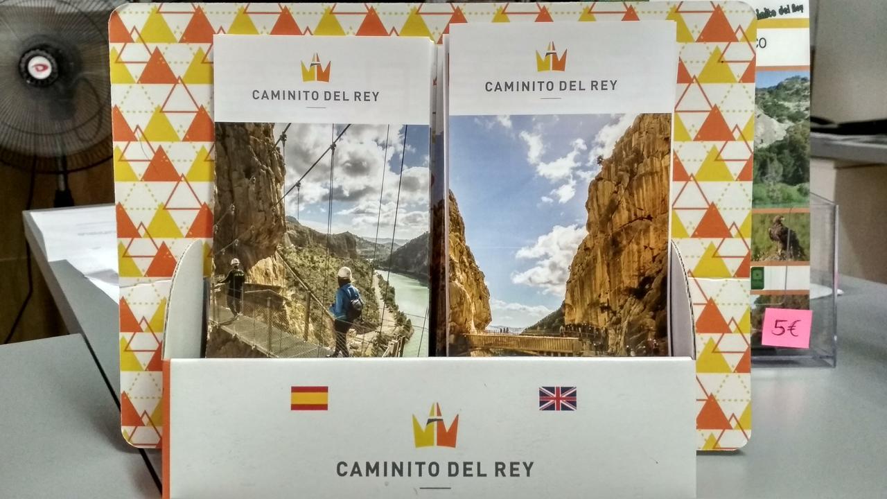 Hostal Caminito Del Rey Alora Bagian luar foto