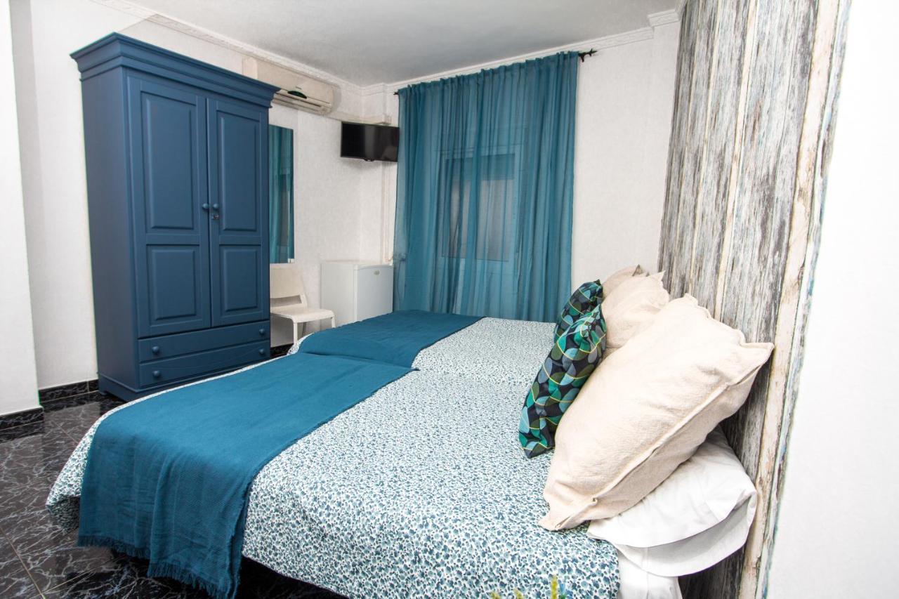 Hostal Caminito Del Rey Alora Bagian luar foto