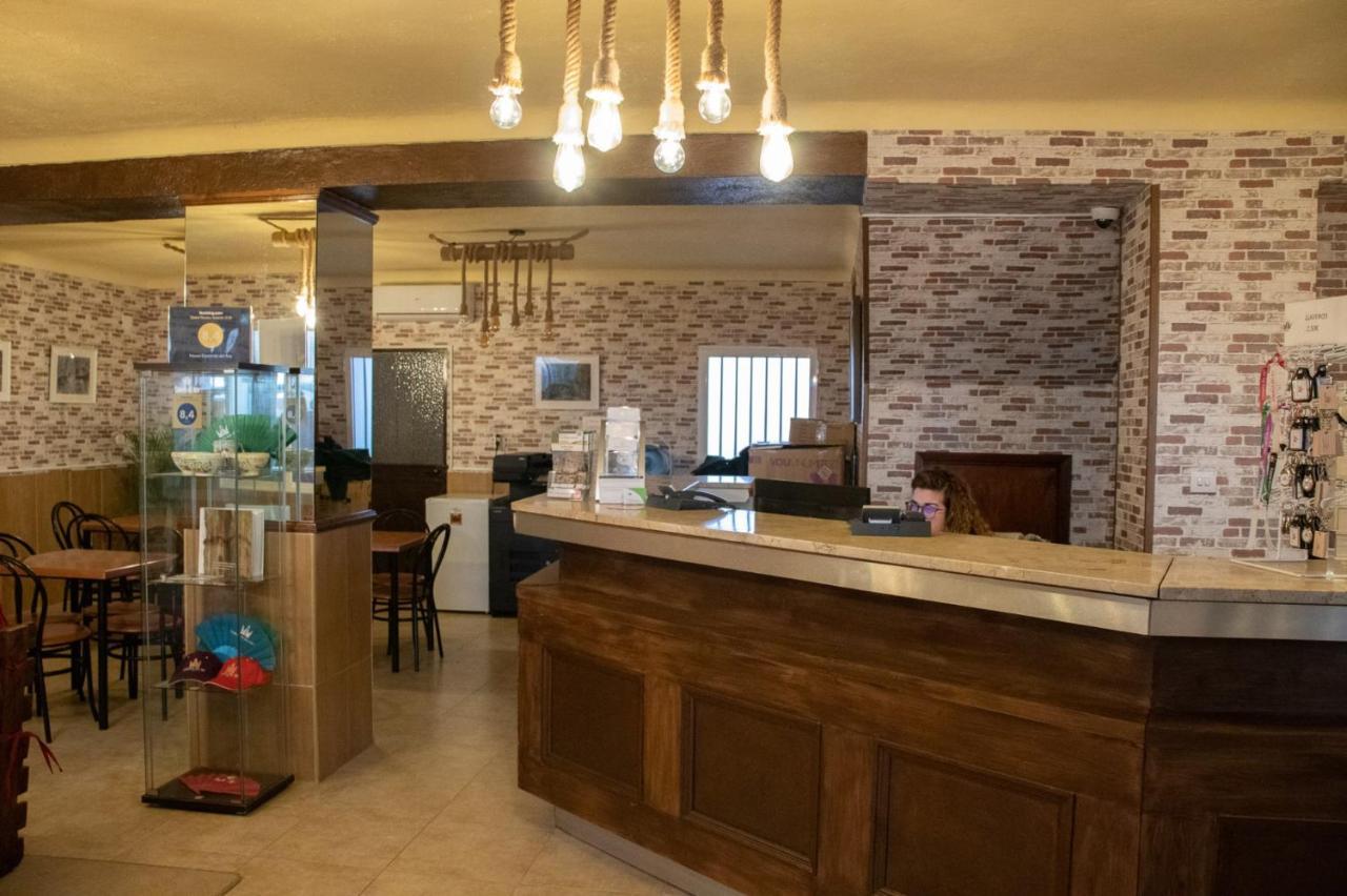 Hostal Caminito Del Rey Alora Bagian luar foto
